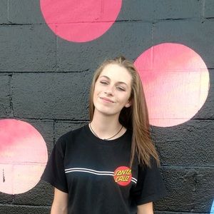 Meet your Posher, Vanessa